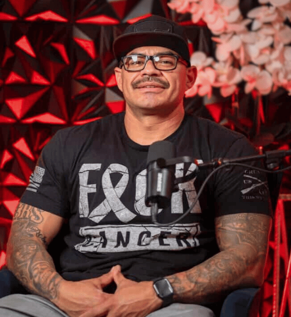 helping busy men and fathers shred fat, build muscle, and become mentally and physically strong.